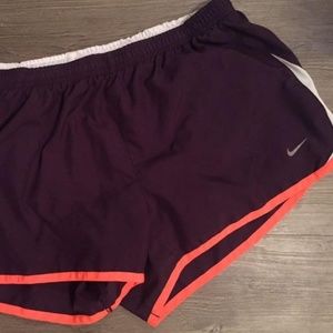 NIKE PURPLE RUNNING SHORTS
